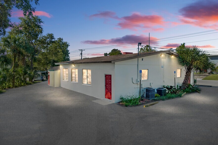 More Photos Of 219 Betty Ln, Clearwater Office Residential For Sale