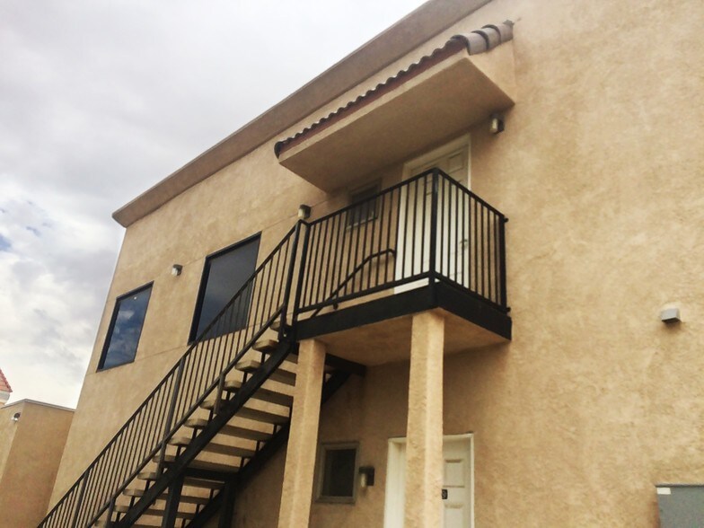 More Photos Of 18270 Siskiyou Rd, Apple Valley Medical For Sale