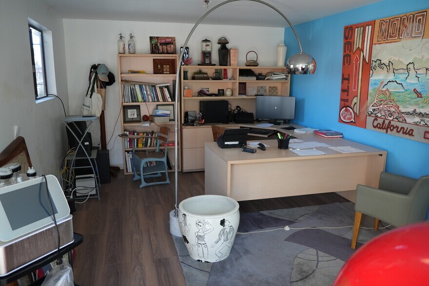 More Photos Of 1635 W 145th St, Gardena Warehouse For Sale