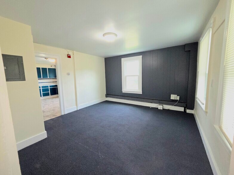 More Photos Of 8 Highview Ave, Hope Valley Apartments For Sale