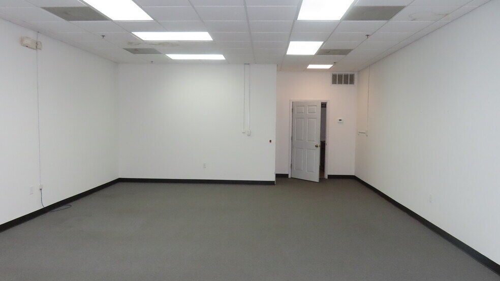 More Photos Of 139 Beal Pky SE, Fort Walton Beach Office For Lease