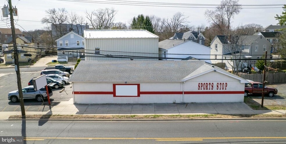 More Photos Of 26 State St, Glassboro Flex For Sale