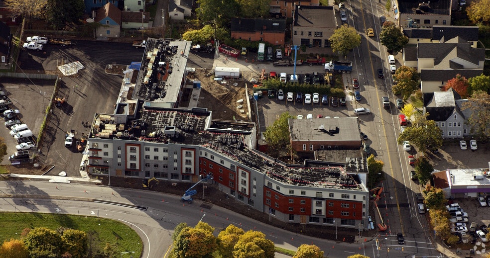 More Photos Of 390 South Ave, Rochester Apartments For Lease