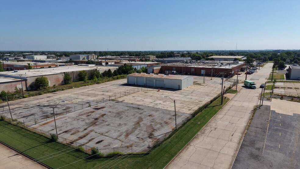 More Photos Of 317 NE 31st St, Oklahoma City Distribution For Sale