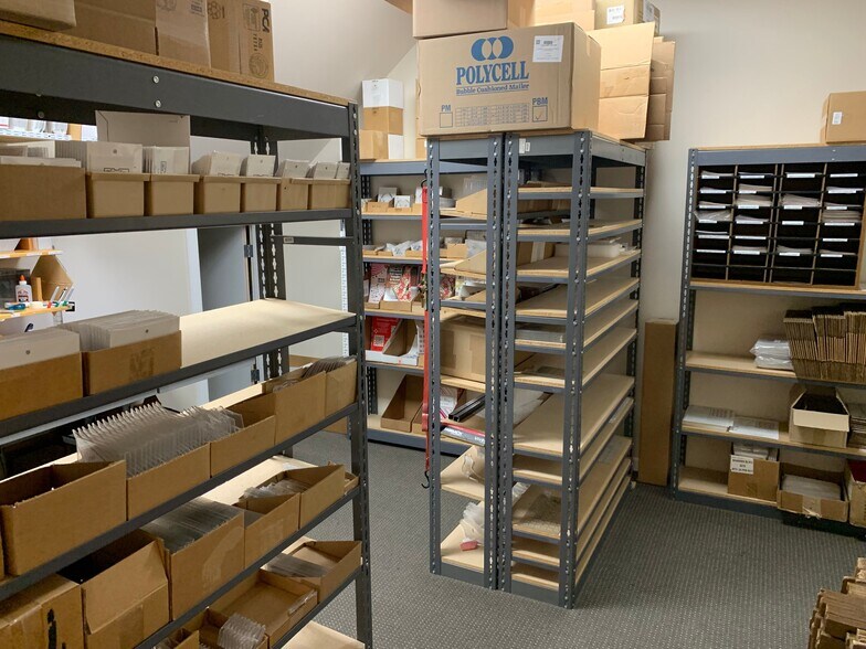 More Photos Of 123-151 12th St SW, Loveland Manufacturing For Lease