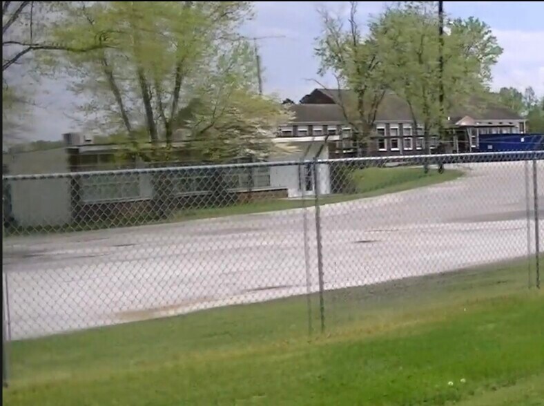 More Photos Of 141 Odd Fellows Cemetery Rd, Rockwood Schools For Sale