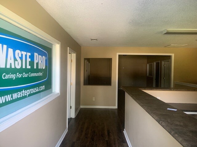 More Photos Of 12148 US-301 A, Statesboro Office For Lease