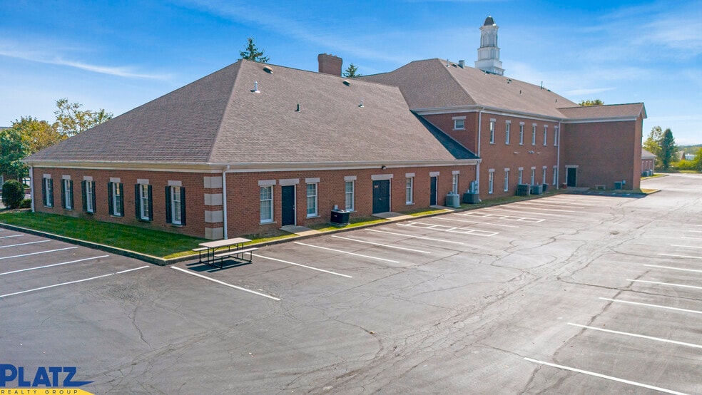 More Photos Of 970 Windham Ct, Youngstown Office For Lease