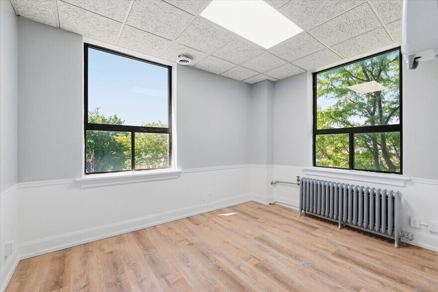 More Photos Of 500 Willow Ave, Council Bluffs Office For Lease