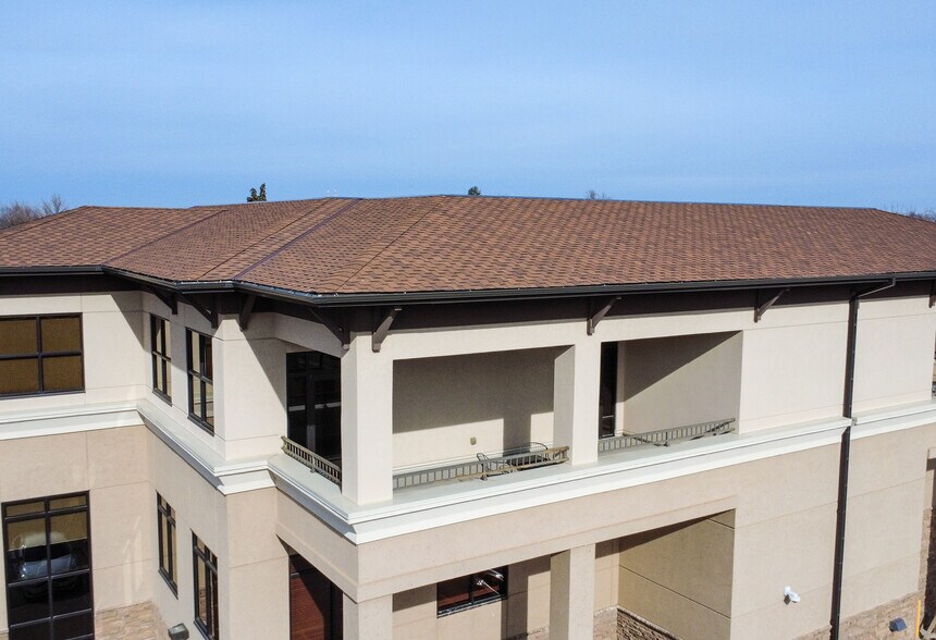 More Photos Of 901 W 10th St, Sioux Falls Office For Lease