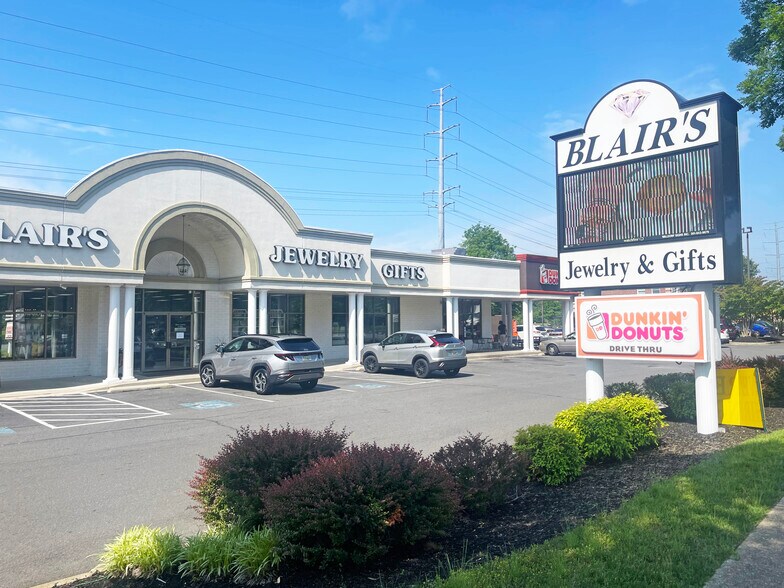 More Photos Of 22861 Three Notch Rd, California Freestanding For Lease