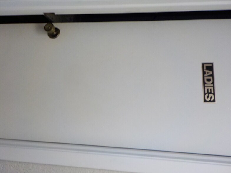 More Photos Of 13785 FM 3067, La Feria Loft Creative Space For Lease