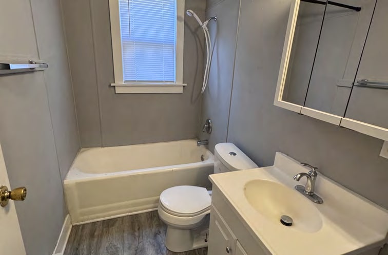 More Photos Of 522-526 W Colfax Ave, South Bend Apartments For Sale
