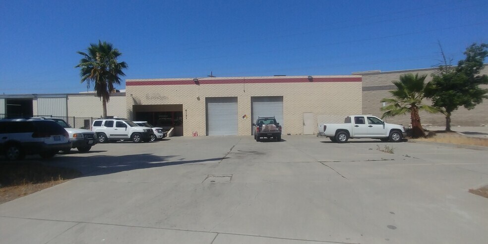 More Photos Of 6131 Quail Valley Ct, Riverside Manufacturing For Sale