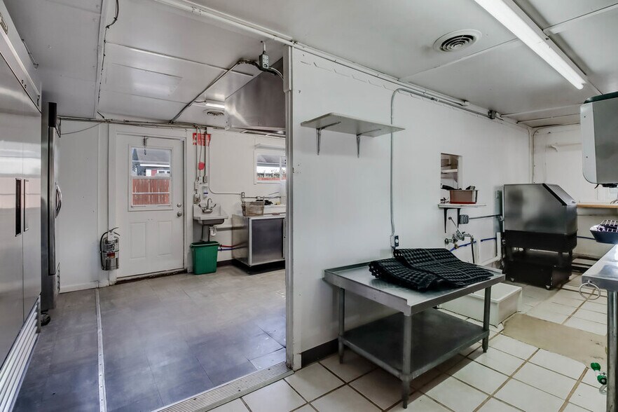 More Photos Of 410 2nd St, Chetek General Retail For Sale