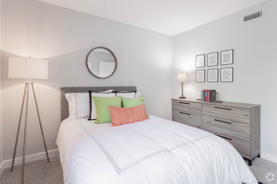 More Photos Of 6701 Carnation St, Richmond Apartments For Sale