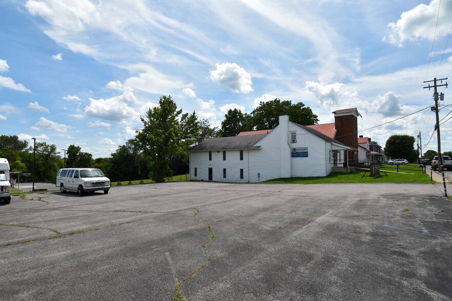 More Photos Of 65 Highland Ave, Lancaster Religious Facility For Sale