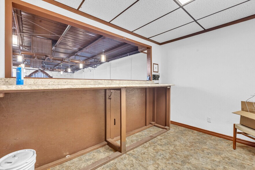 More Photos Of 2201 Kermit Hwy, Odessa Restaurant For Sale