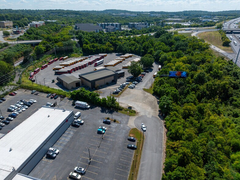 More Photos Of 540 Collins Park Dr, Antioch Industrial For Lease