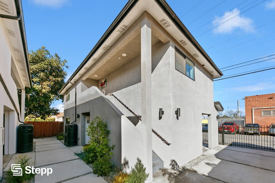 More Photos Of 3301 Obama Blvd, Los Angeles Apartments For Sale