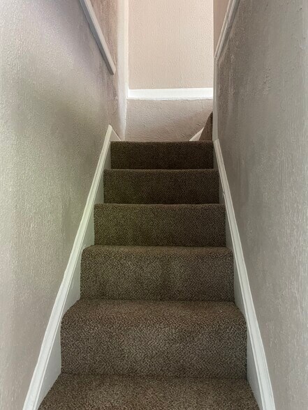 More Photos Of 830 Beaver Creek rd, Hagerstown Specialty For Lease