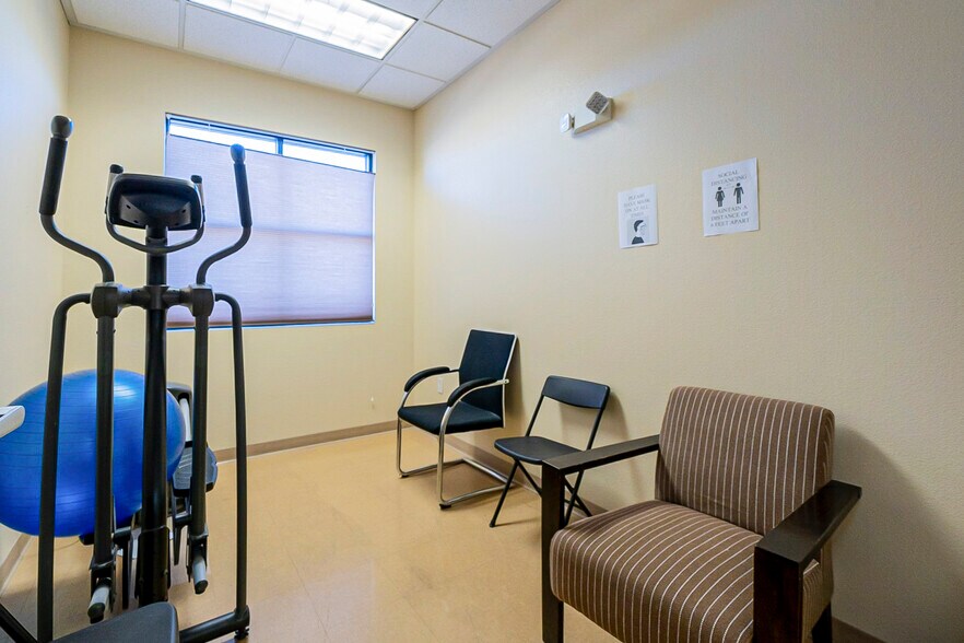 More Photos Of 7175 N Durango Dr, Las Vegas Medical For Lease