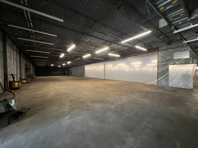 More Photos Of 3405 Allendale Fairfax Hwy, Fairfax Warehouse For Sale