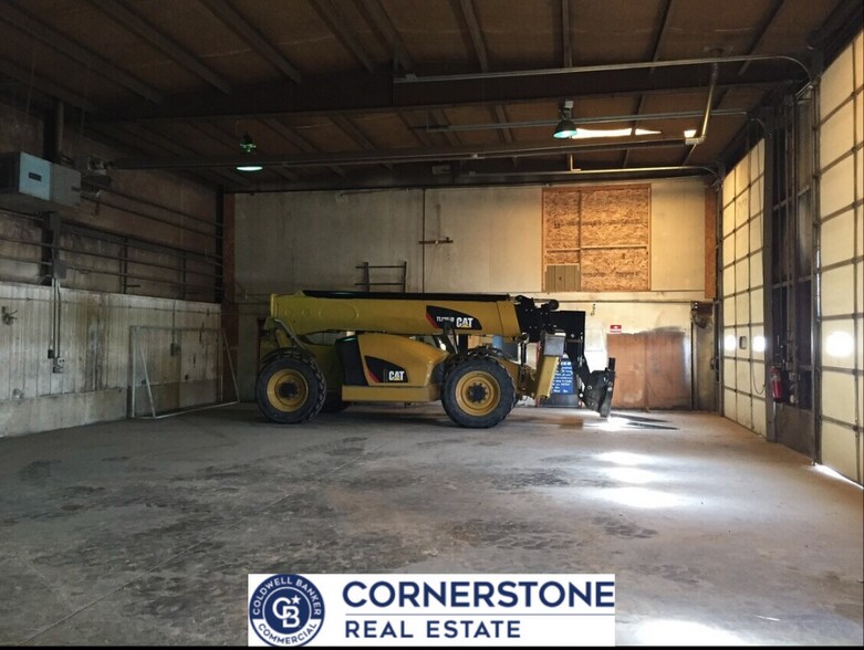More Photos Of 901 N Foster Rd, Casper Warehouse For Sale