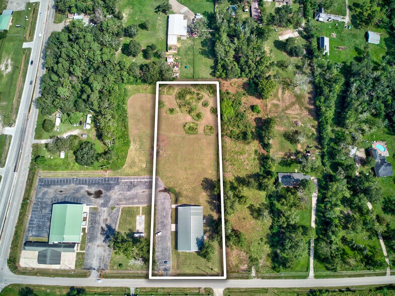 More Photos Of 1719 Huffman-Eastgate Rd, Huffman Showroom For Sale