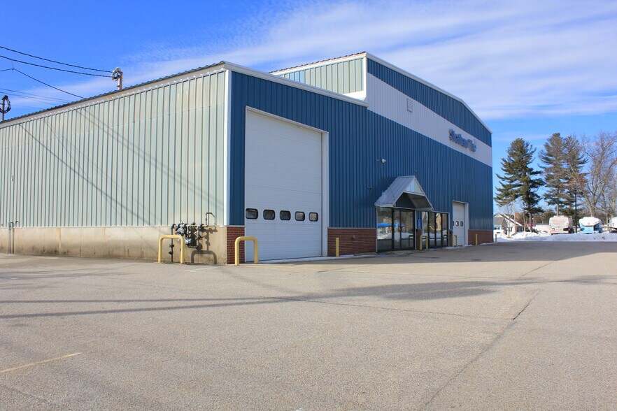 More Photos Of 4 Gator Rock Rd, Somersworth Distribution For Sale