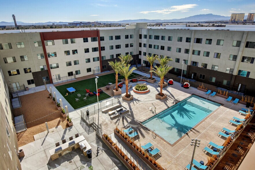 More Photos Of 1055 E Tropicana Ave, Las Vegas Apartments For Lease