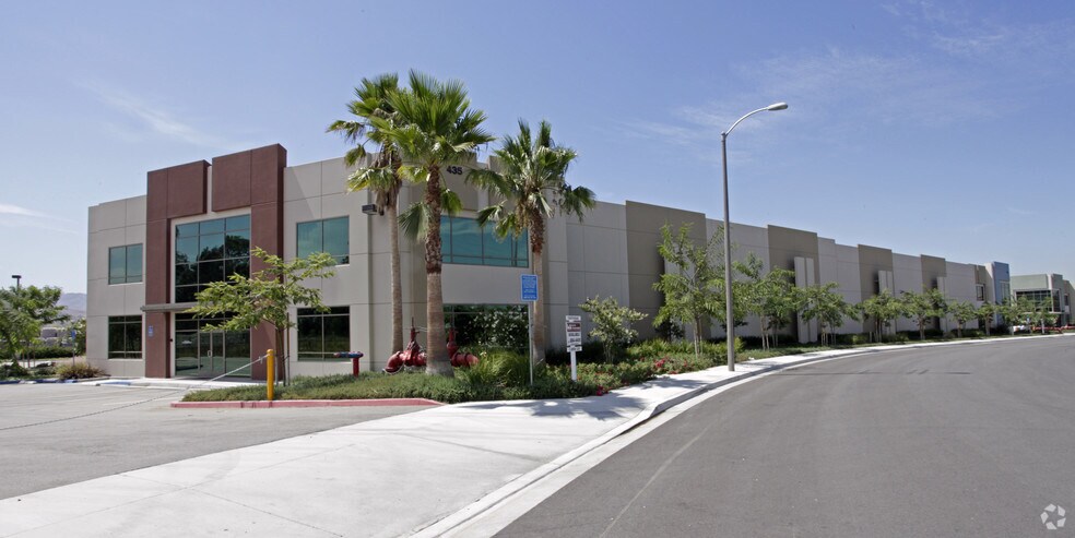 Primary Photo Of 435 Parkcenter Cir S, San Bernardino Warehouse For Sale