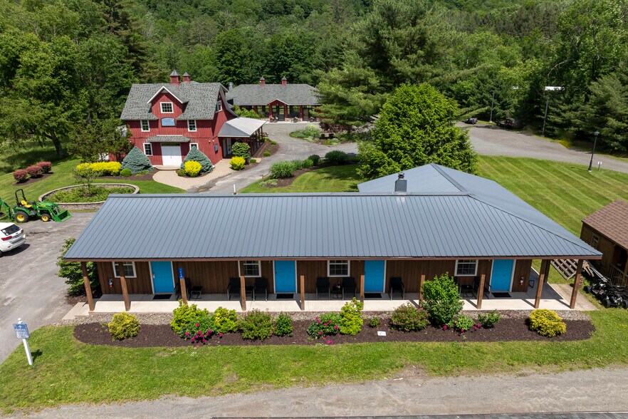 More Photos Of 1471 Denning Rd, Claryville Restaurant For Sale