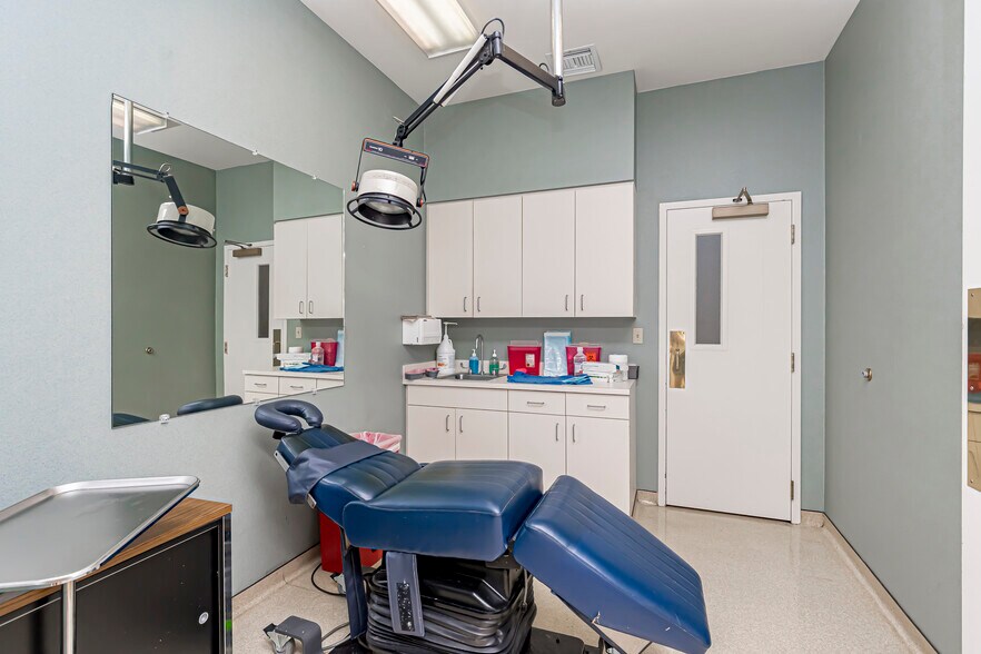 More Photos Of 8425 Cumberland Pl, Baton Rouge Medical For Lease