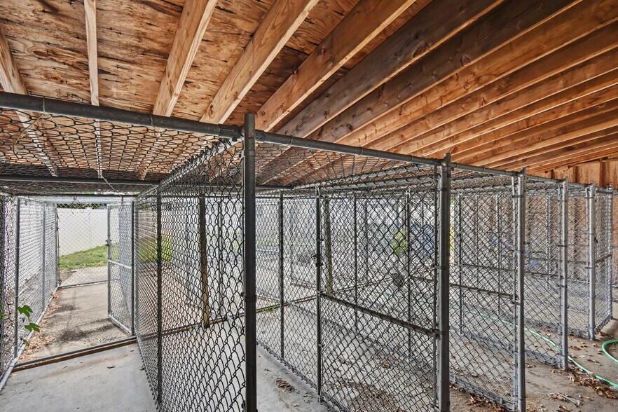 More Photos Of 317 Highway 35 N, Neptune City Veterinarian Kennel For Sale