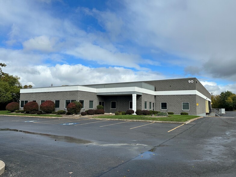 Primary Photo Of 90 Goodway Dr, Rochester Warehouse For Lease