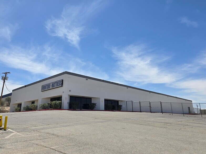 More Photos Of 11330 James Watt Dr, El Paso Showroom For Lease