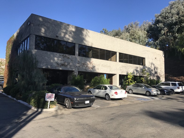 More Photos Of 31238 Via Colinas, Westlake Village Light Manufacturing For Lease