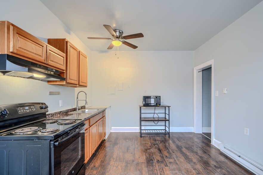 More Photos Of 55-57 S Potomac St, Hagerstown Apartments For Sale