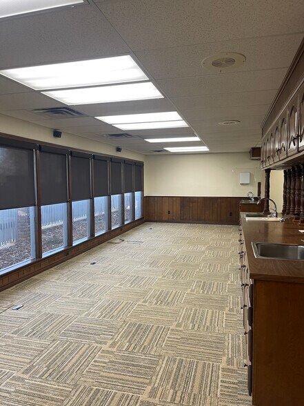 More Photos Of 1898 N Hunters Rdg, Fayetteville Medical For Lease