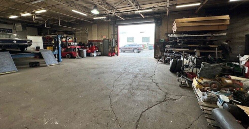 More Photos Of 96 Commercial St, Freeport Warehouse For Sale