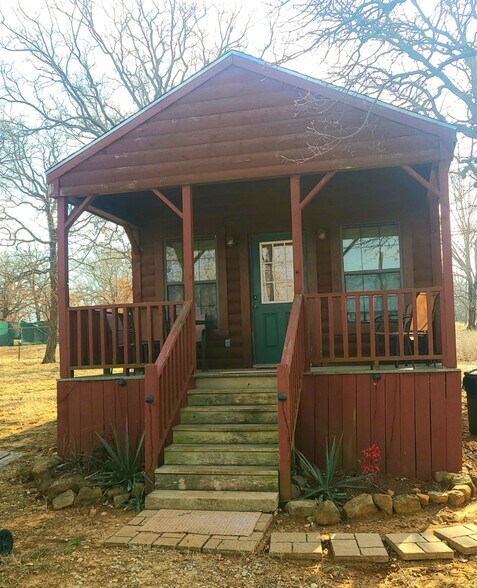More Photos Of 180 Private Road 1735, Chico Marina For Sale