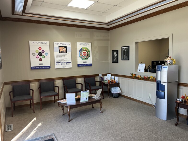 More Photos Of 130 S Washington St, Crawfordsville Office For Sale