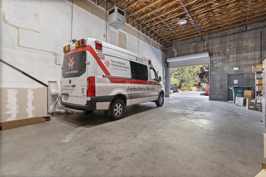 More Photos Of 110 Spring Hill Dr, Grass Valley Manufacturing For Sale