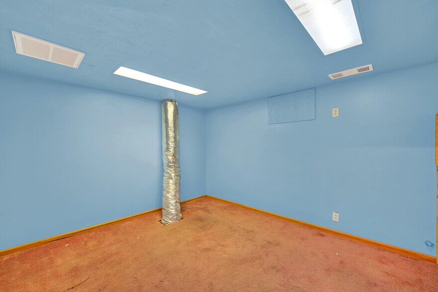 More Photos Of 830 Main St, Red Bluff Freestanding For Sale