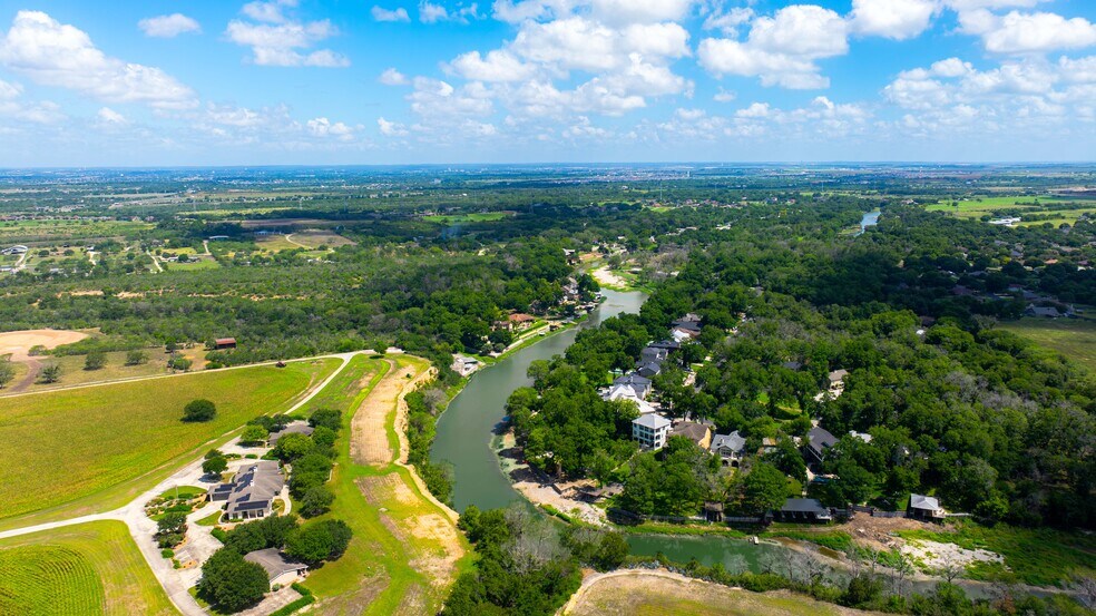 More Photos Of 7201 FM725, McQueeney Land For Sale