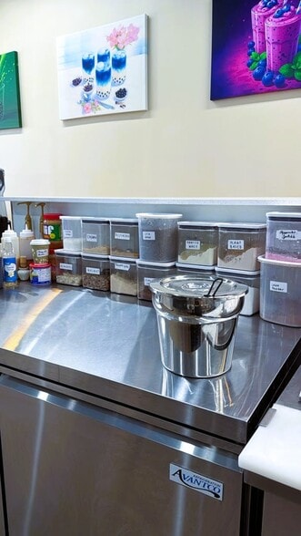 More Photos Of 9120 N Tarrant Pky, North Richland Hills General Retail For Lease