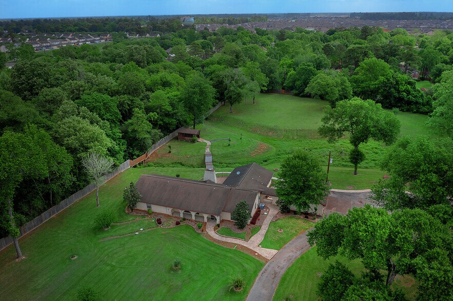 More Photos Of 23218 Aldine Westfield Rd, Spring Office For Sale