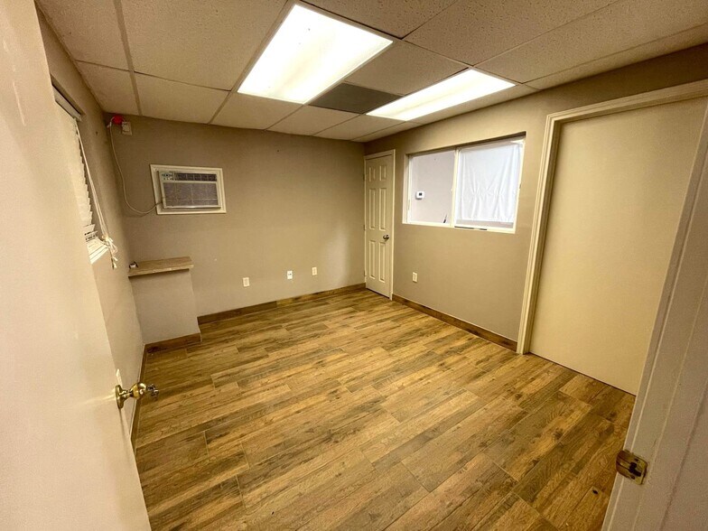 More Photos Of 37937 FM 1774 Rd, Magnolia Warehouse For Sale