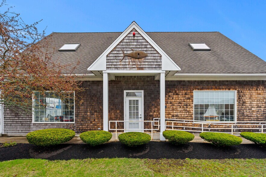 More Photos Of 112 Liberty St, Danvers Marina For Sale